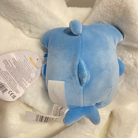 Squishmallows 5” the Nitro the Shark 2023 Valentines - Picture 2 of 3